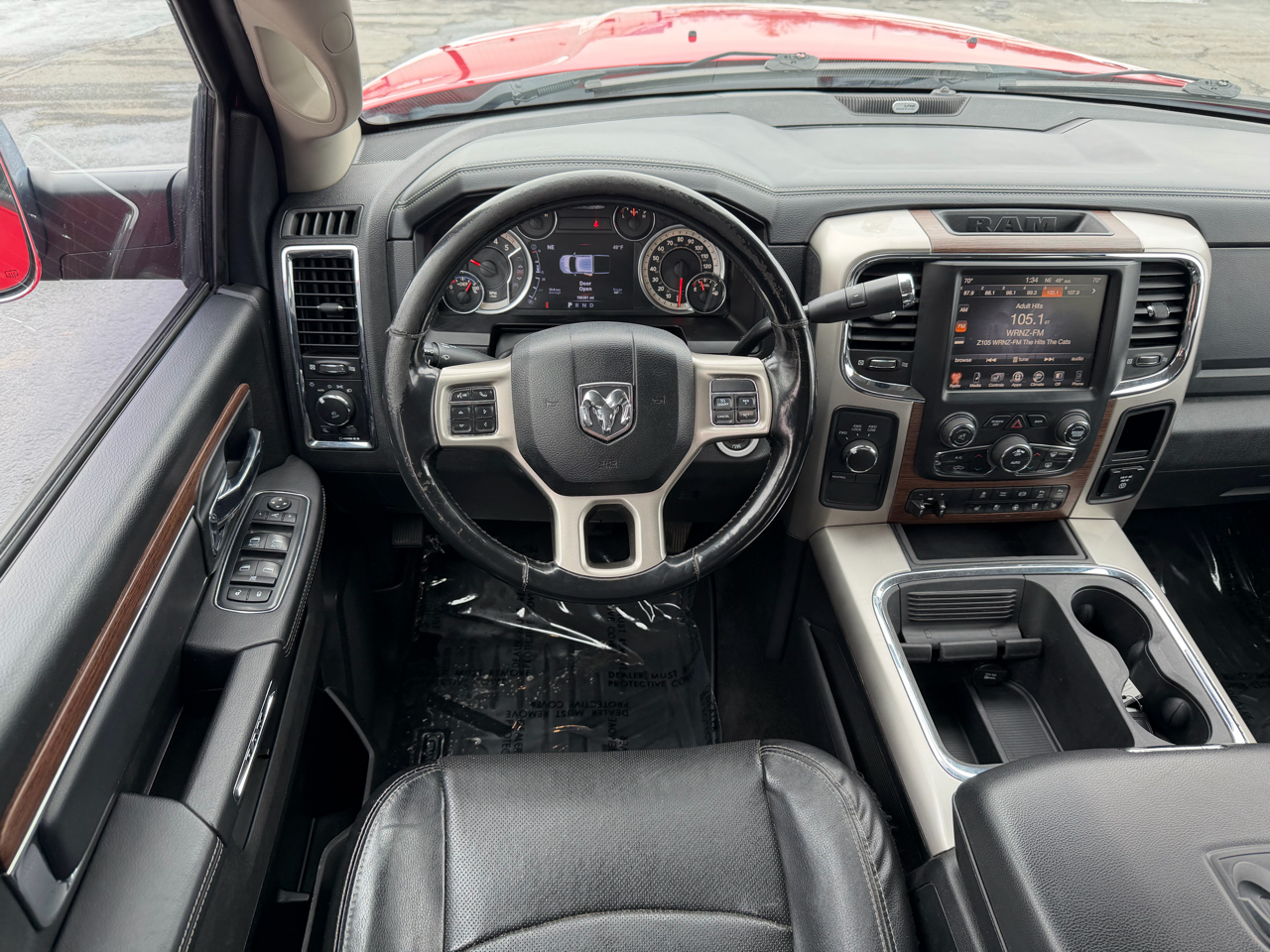 RAM 3500 Laramie 4x4 Crew Cab 8' Box 2017