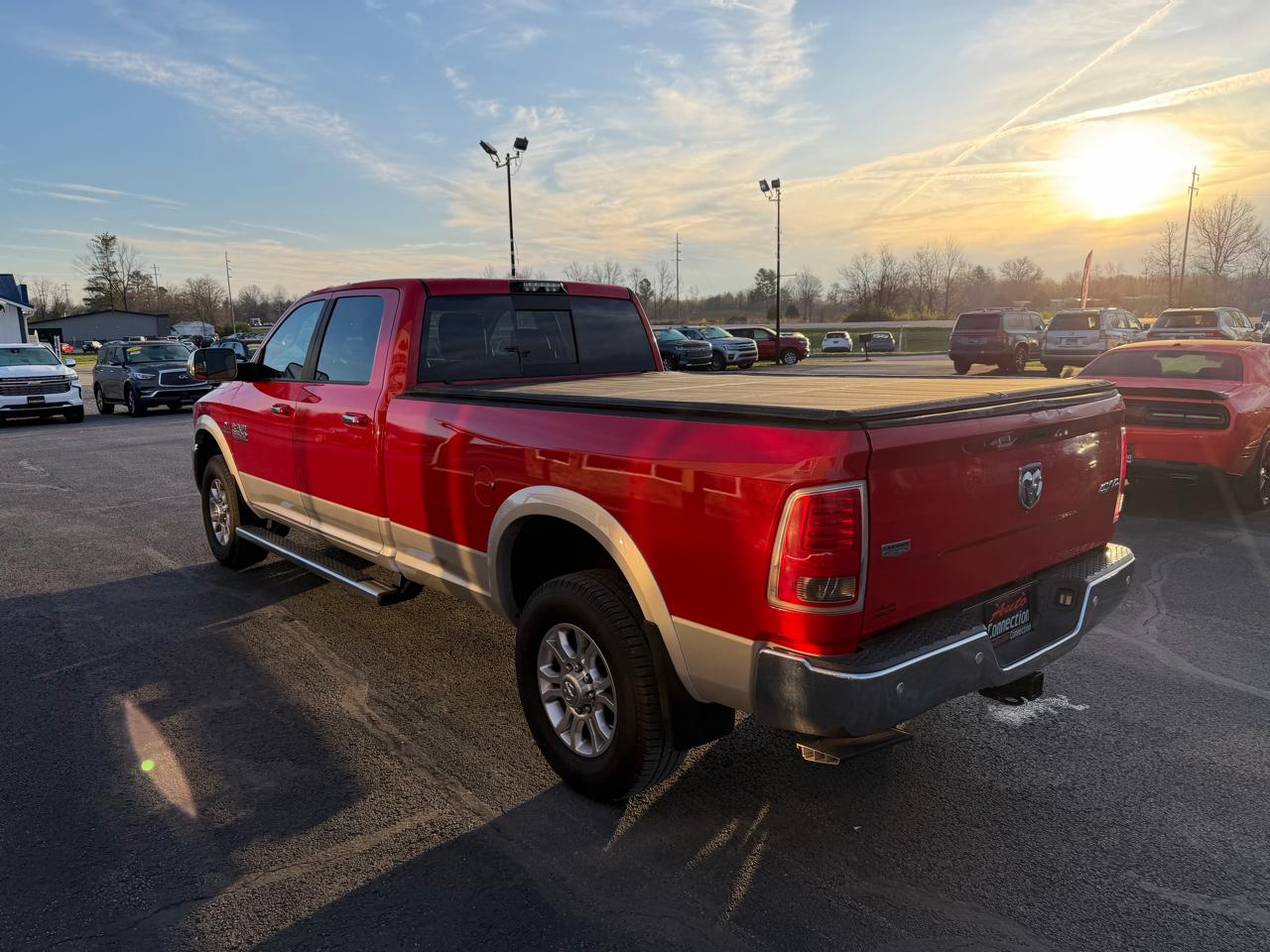RAM 3500 Laramie 4x4 Crew Cab 8' Box 2017