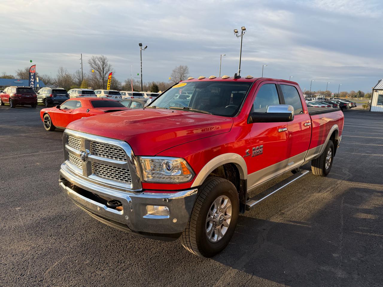 RAM 3500 Laramie 4x4 Crew Cab 8' Box 2017