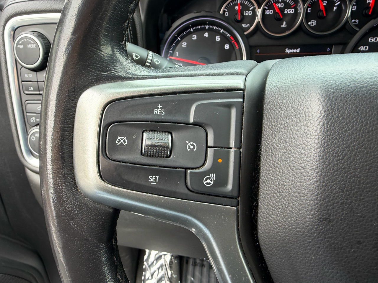 Chevrolet Silverado 1500 4WD Crew Cab 147" LT 2021