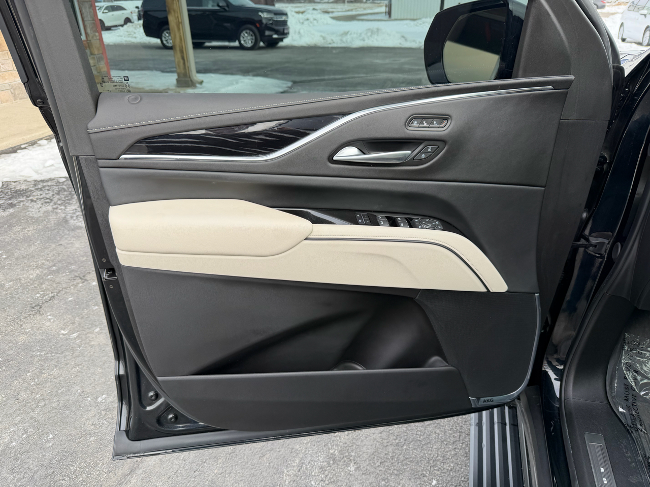 Cadillac Escalade 4WD 4dr Sport 2023