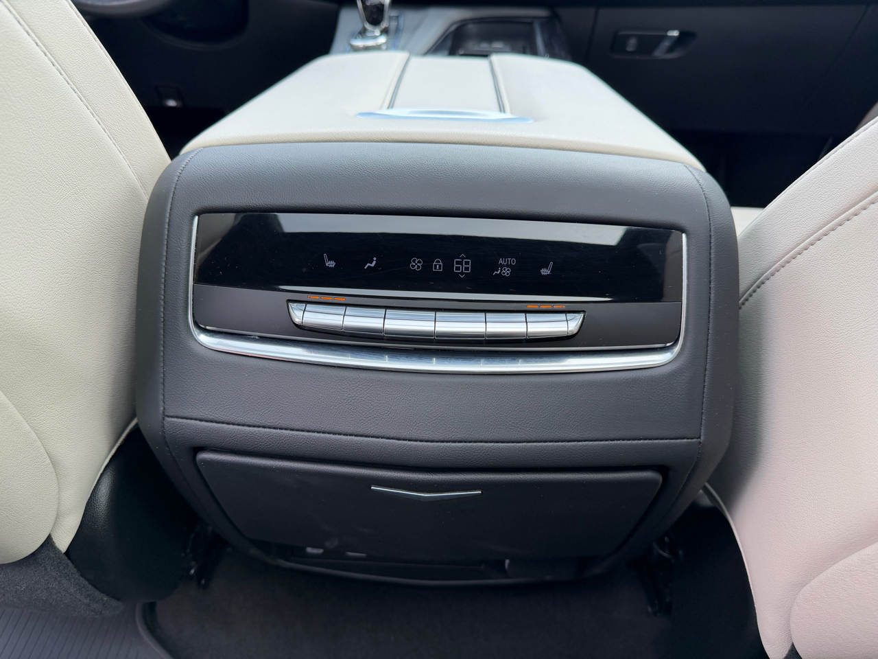 Cadillac Escalade 4WD 4dr Sport 2023