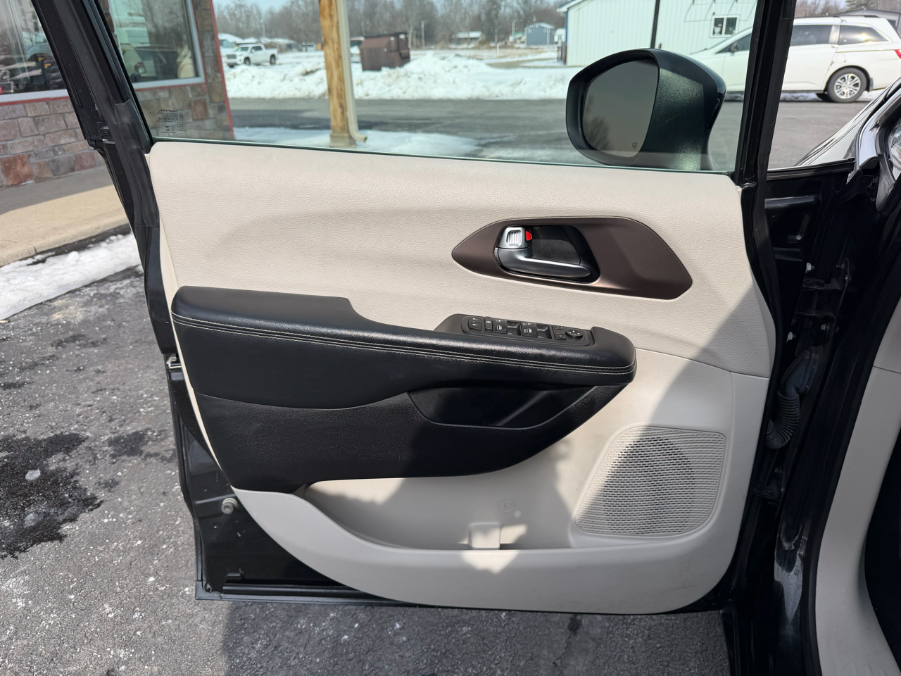 Chrysler Voyager LXI FWD 2021