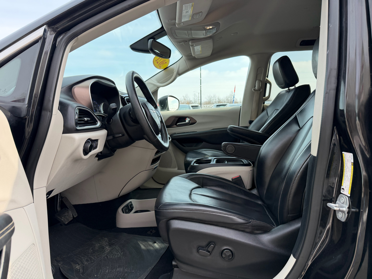 Chrysler Voyager LXI FWD 2021