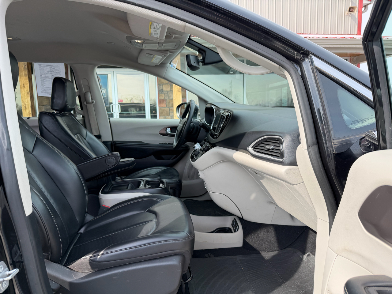 Chrysler Voyager LXI FWD 2021