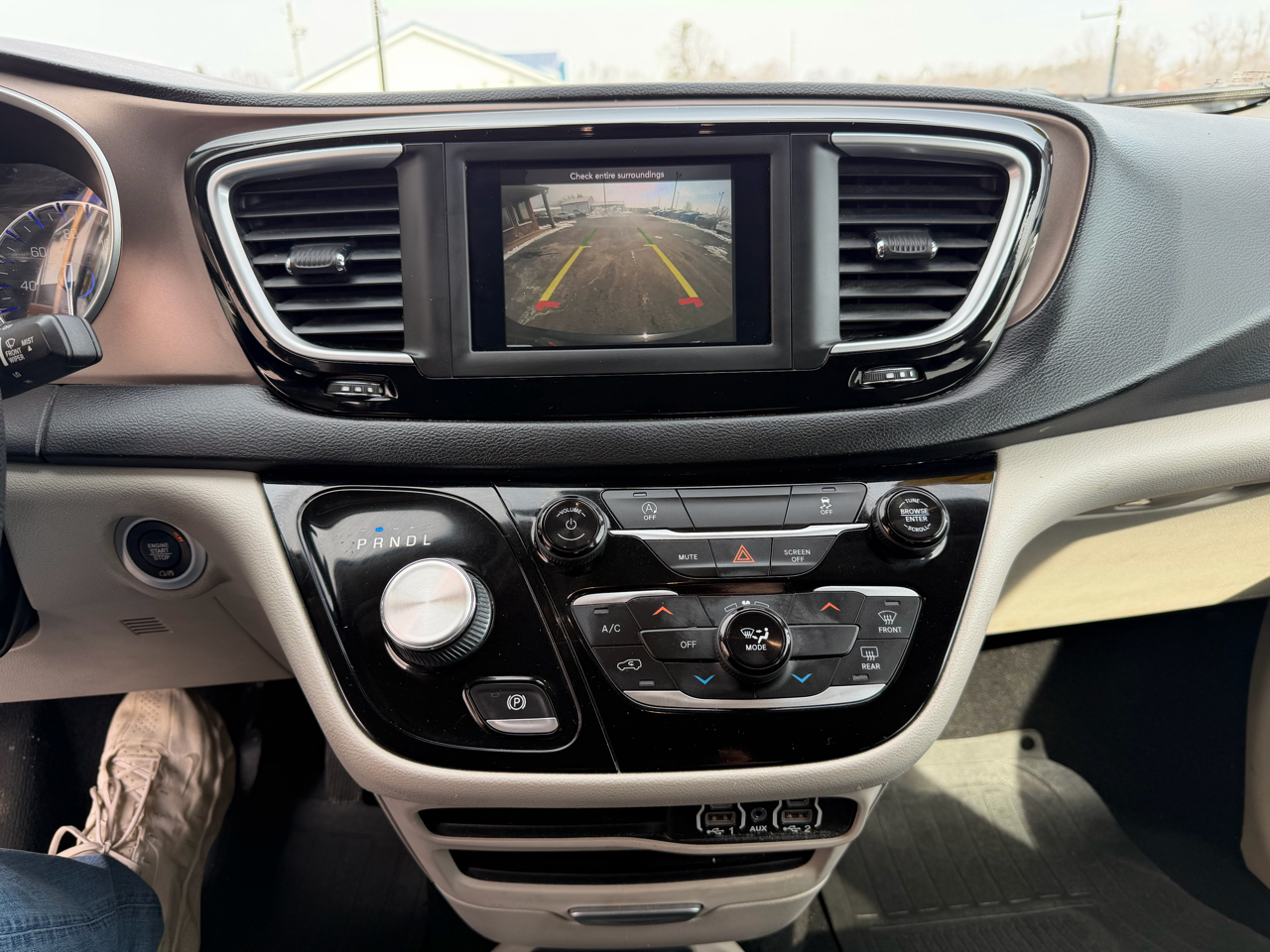 Chrysler Voyager LXI FWD 2021