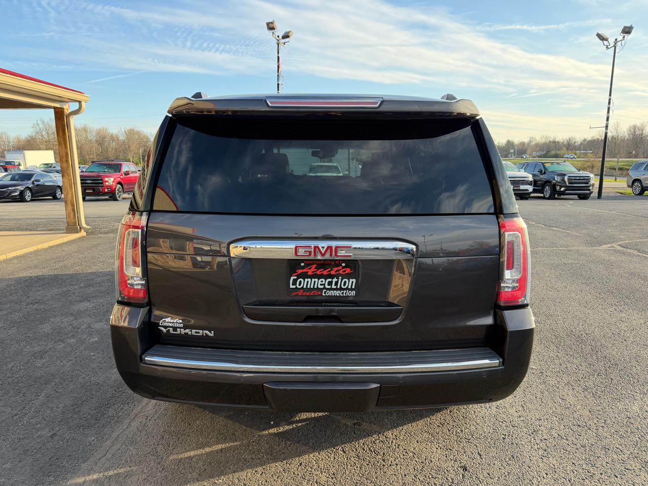 GMC Yukon 4WD 4dr Denali 2018