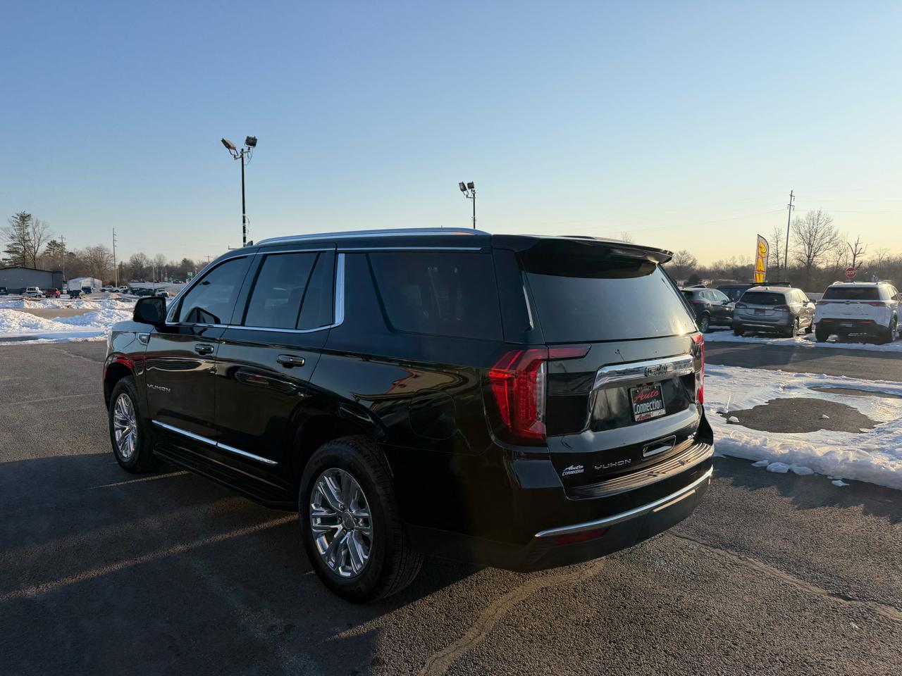 GMC Yukon 4WD 4dr SLT 2024