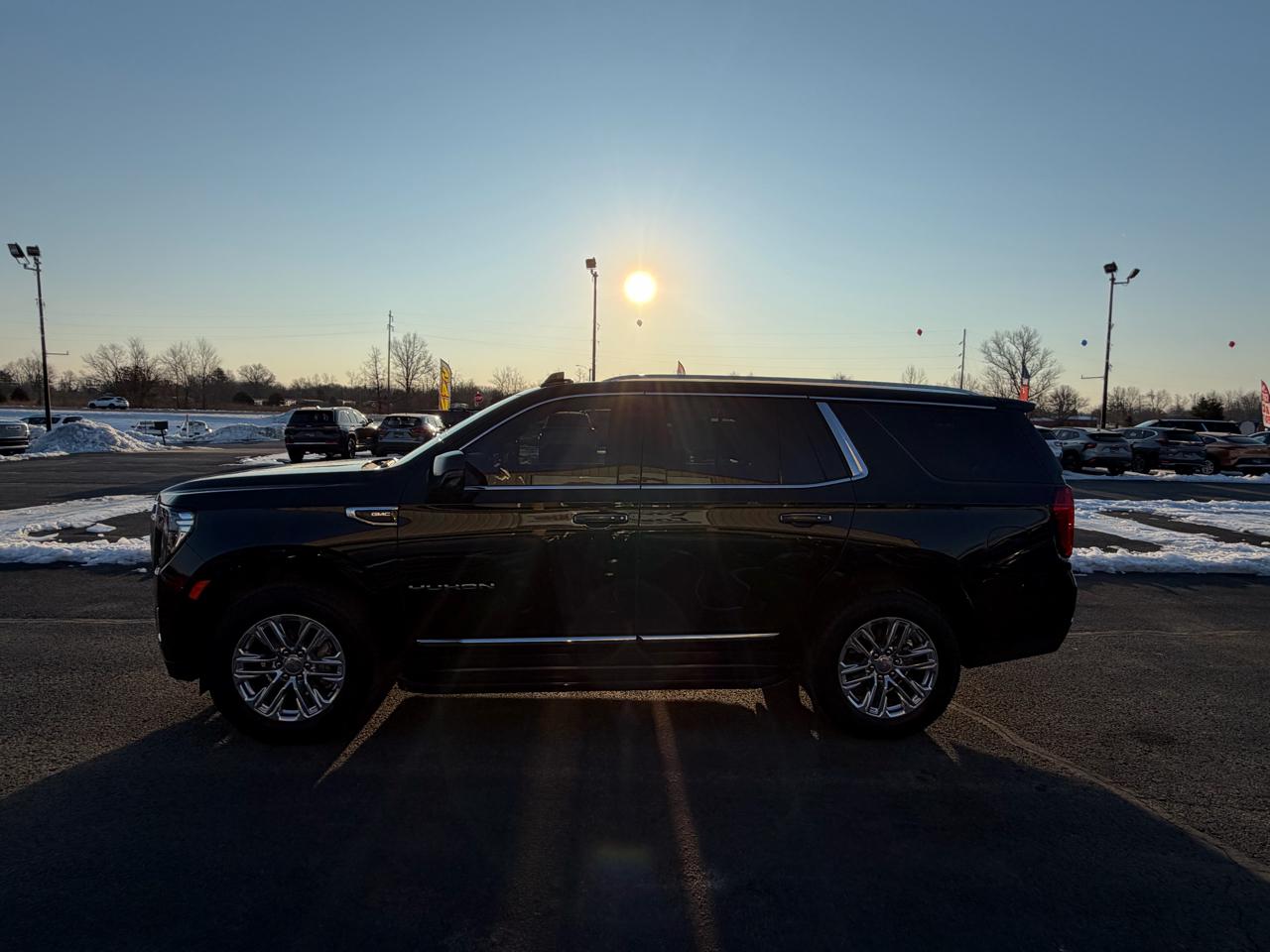 GMC Yukon 4WD 4dr SLT 2024