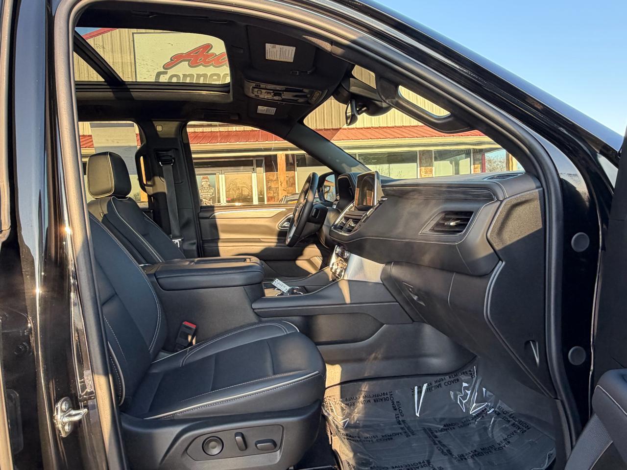 GMC Yukon 4WD 4dr SLT 2024