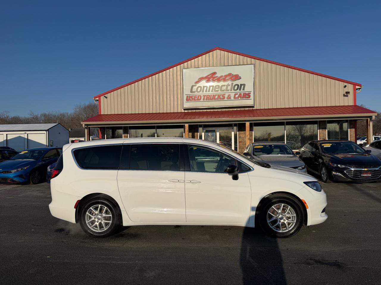 Chrysler Voyager LX FWD 2024