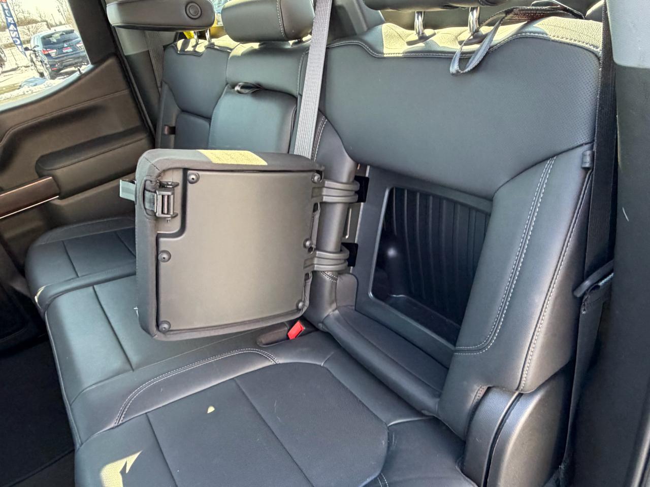 GMC Sierra 1500 2WD Crew Cab 147" SLT 2021