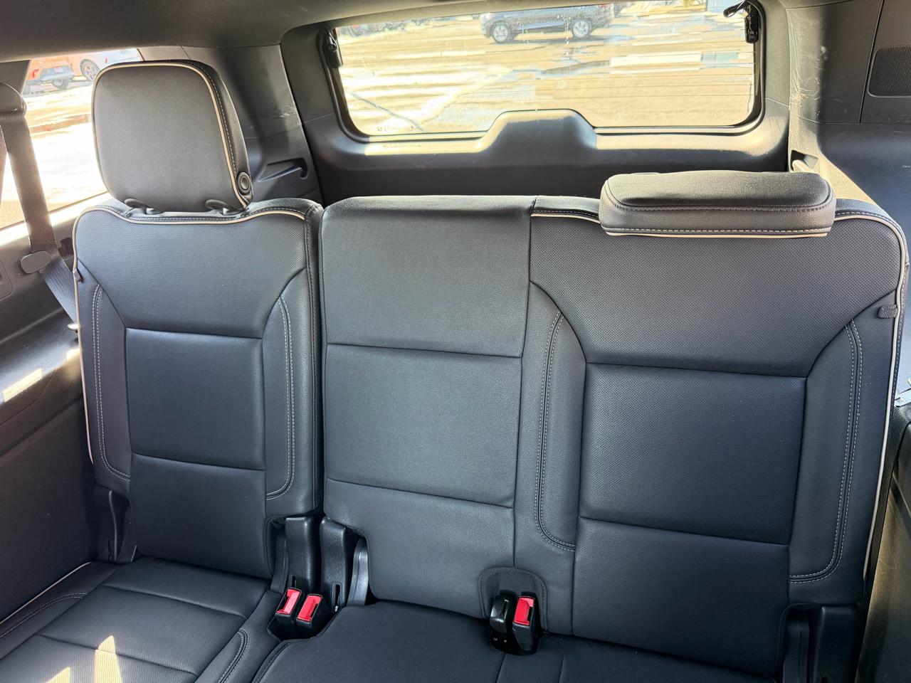 Chevrolet Suburban 4WD 4dr Premier 2023