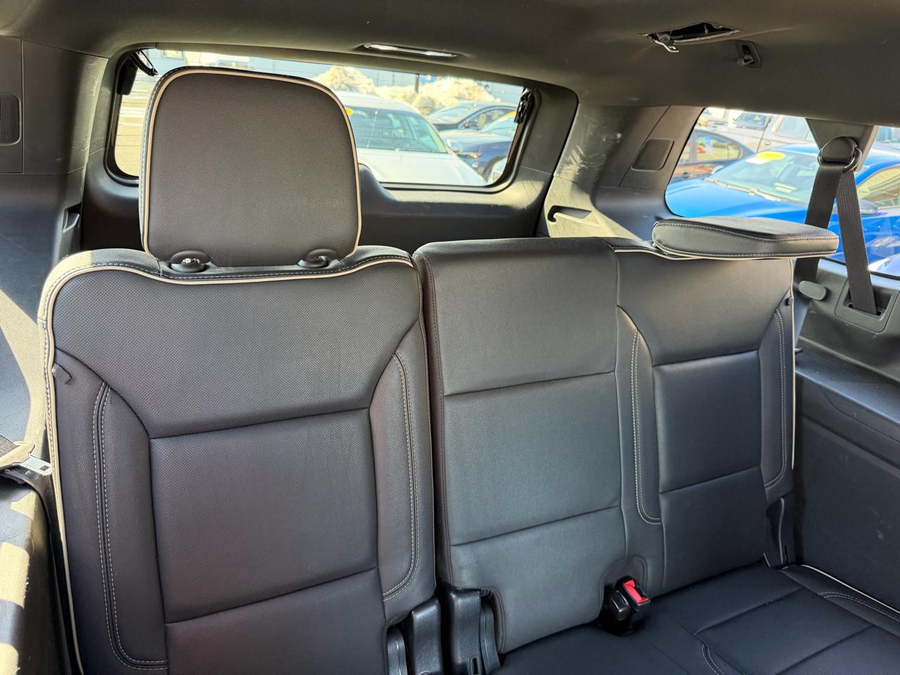 Chevrolet Suburban 4WD 4dr Premier 2023