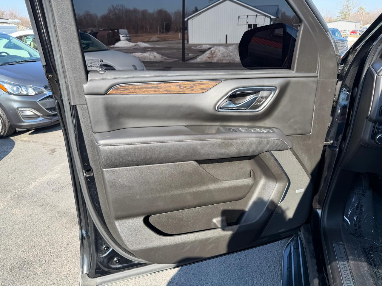 Chevrolet Suburban 4WD 4dr Premier 2021