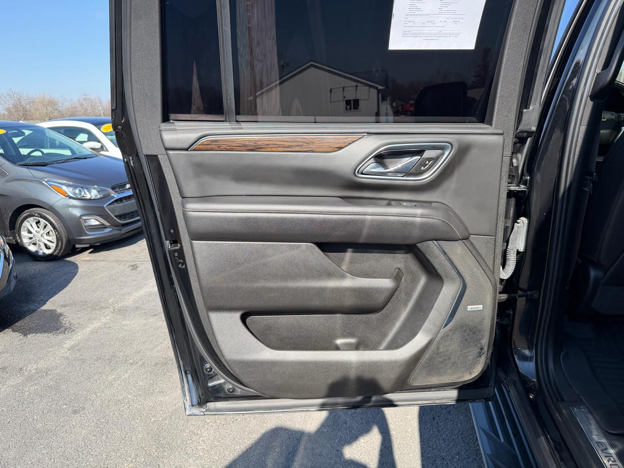 Chevrolet Suburban 4WD 4dr Premier 2021