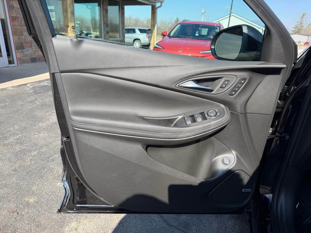 Buick Encore GX AWD 4dr Avenir 2024