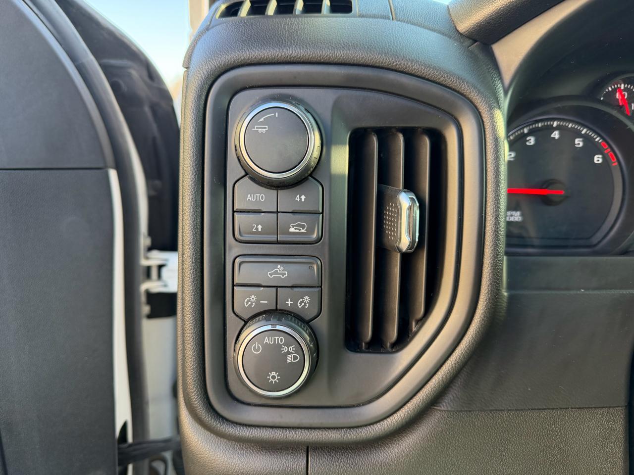 Chevrolet Silverado 1500 4WD Double Cab 147" Work Truck 2020