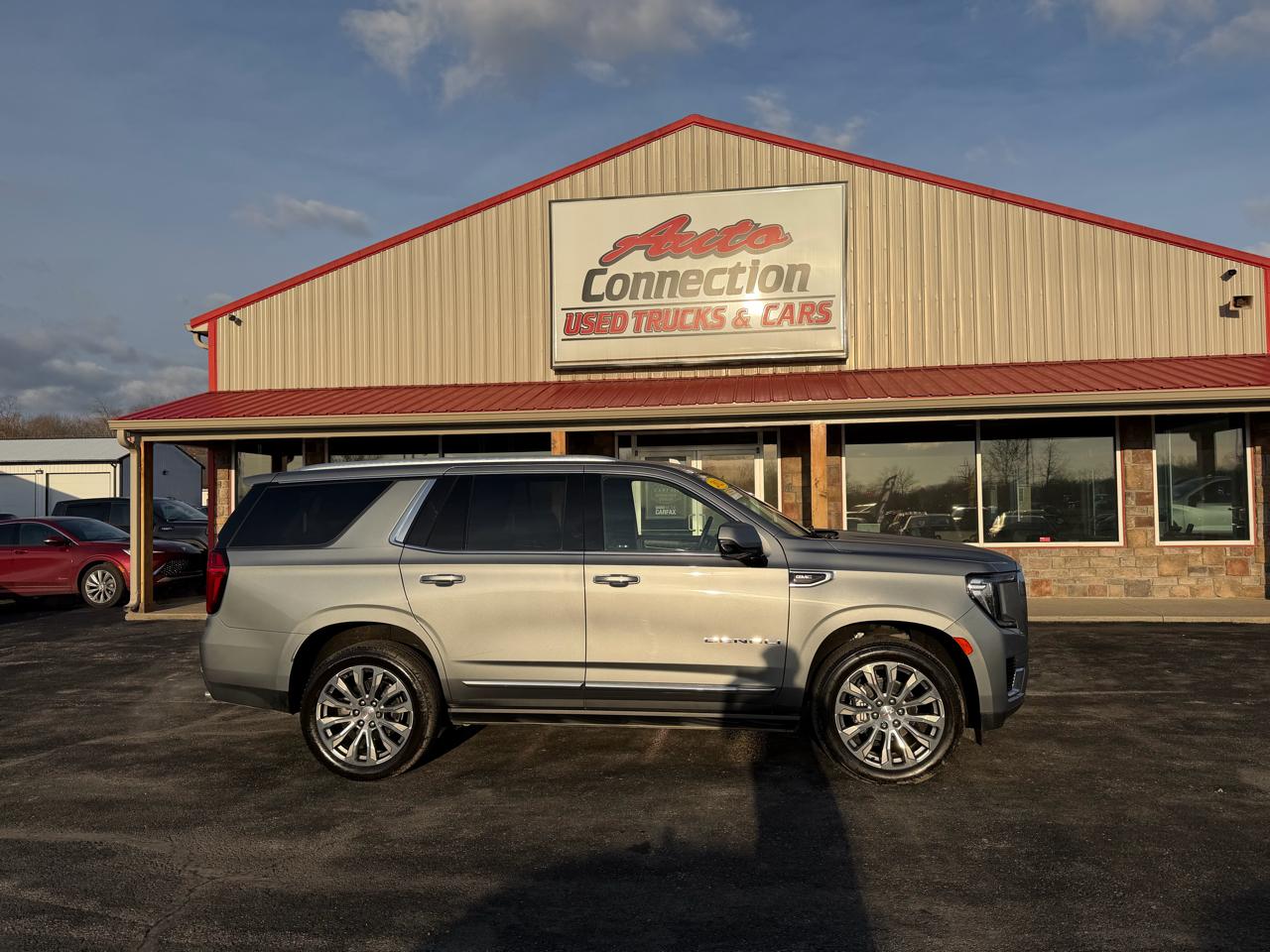 GMC Yukon 4WD 4dr Denali 2023