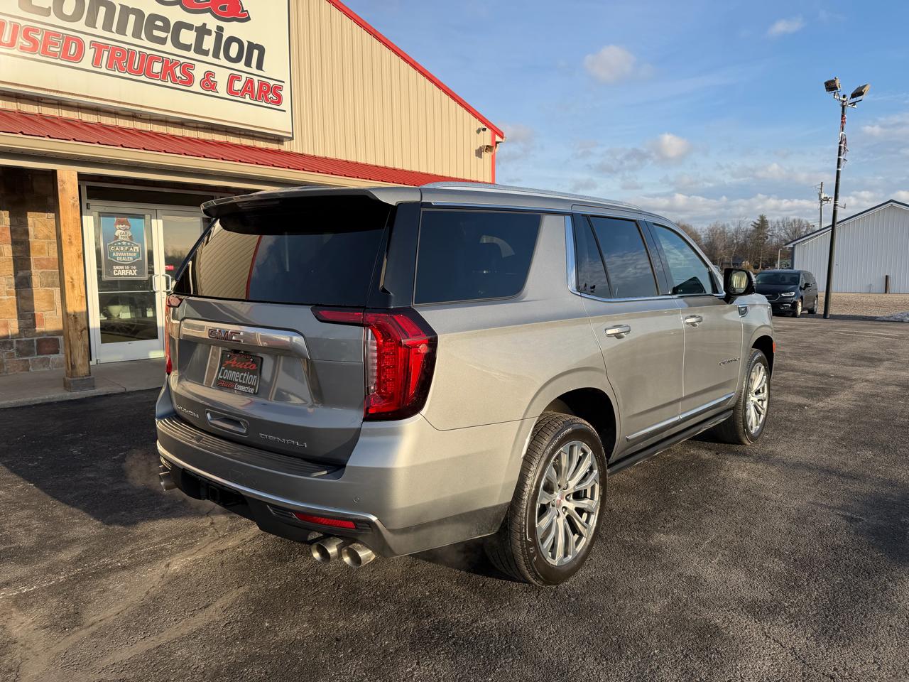 GMC Yukon 4WD 4dr Denali 2023