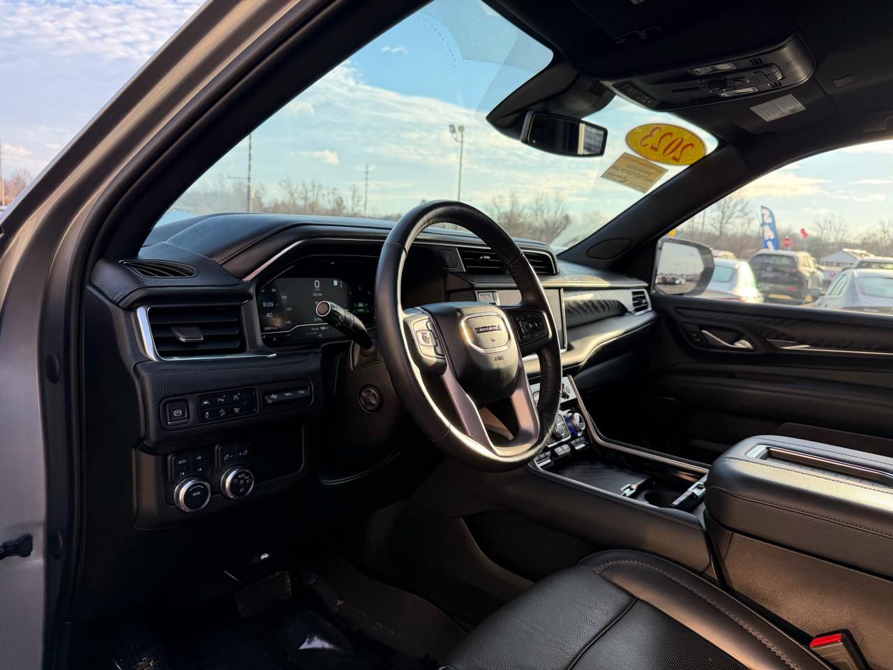 GMC Yukon 4WD 4dr Denali 2023