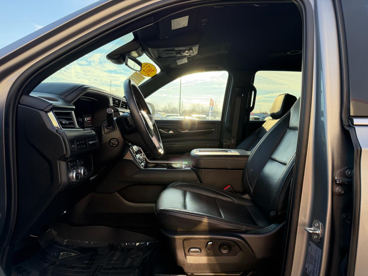 GMC Yukon 4WD 4dr Denali 2023