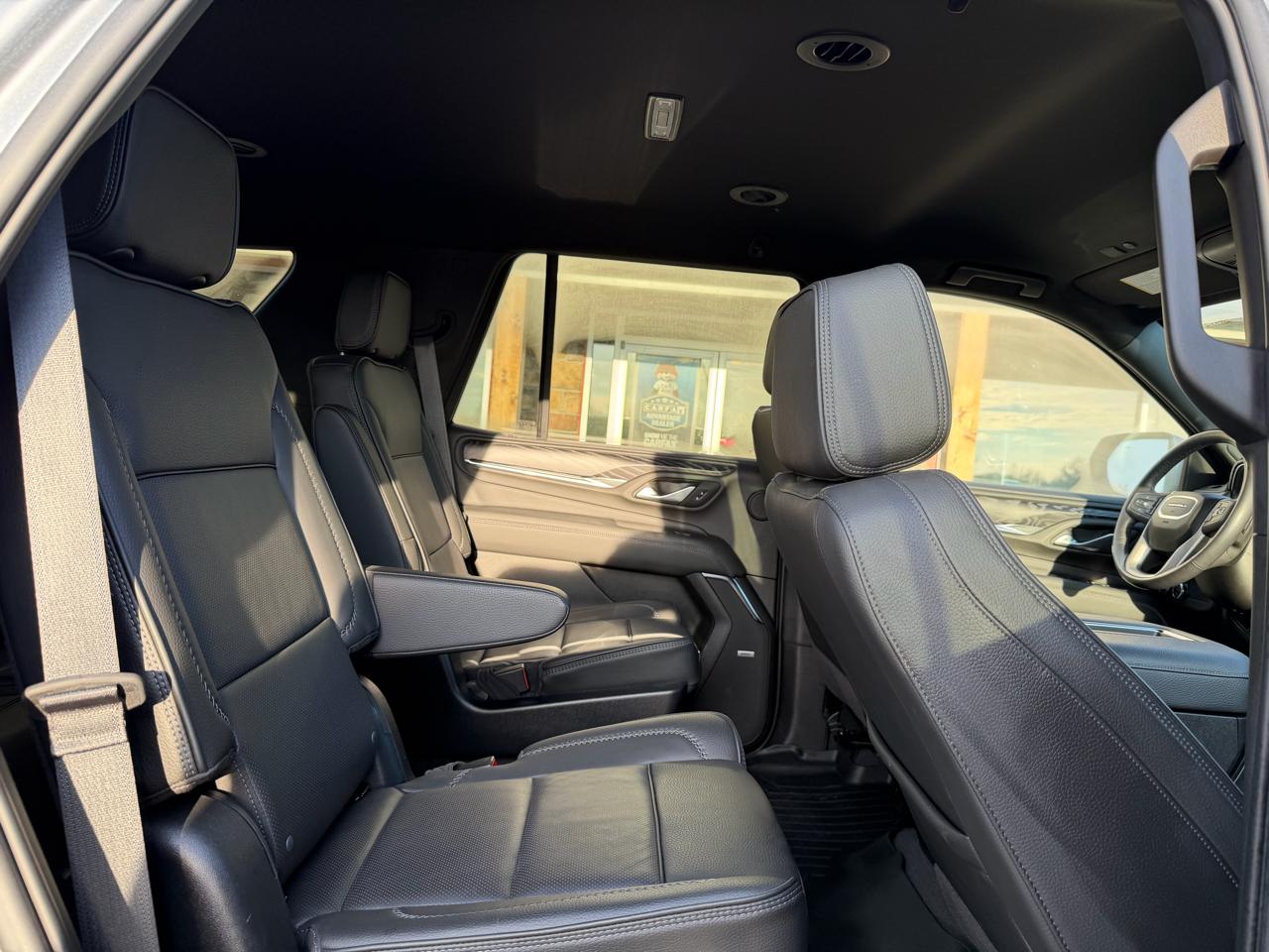 GMC Yukon 4WD 4dr Denali 2023