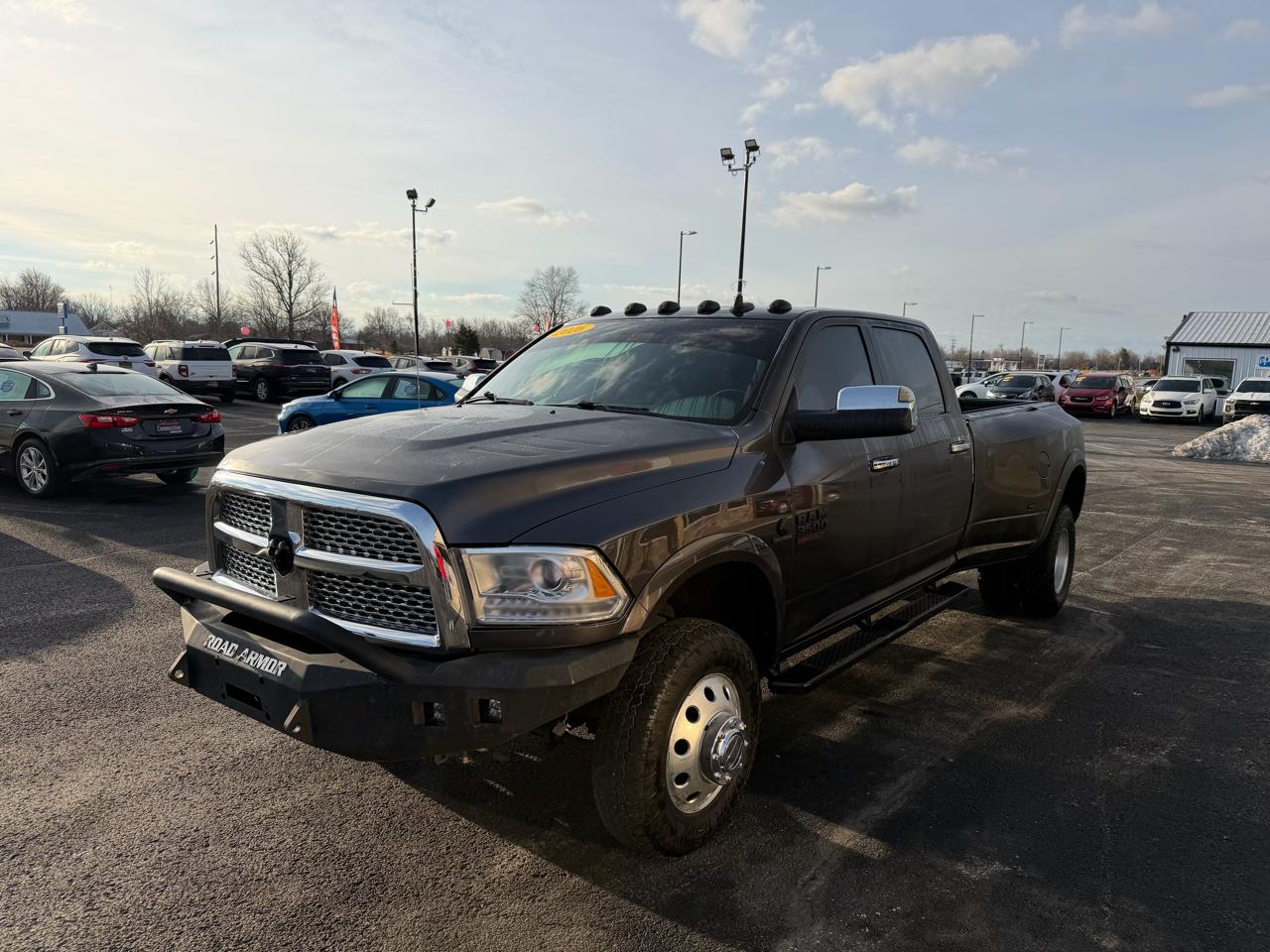 RAM 3500 4WD Crew Cab 169" Laramie 2016
