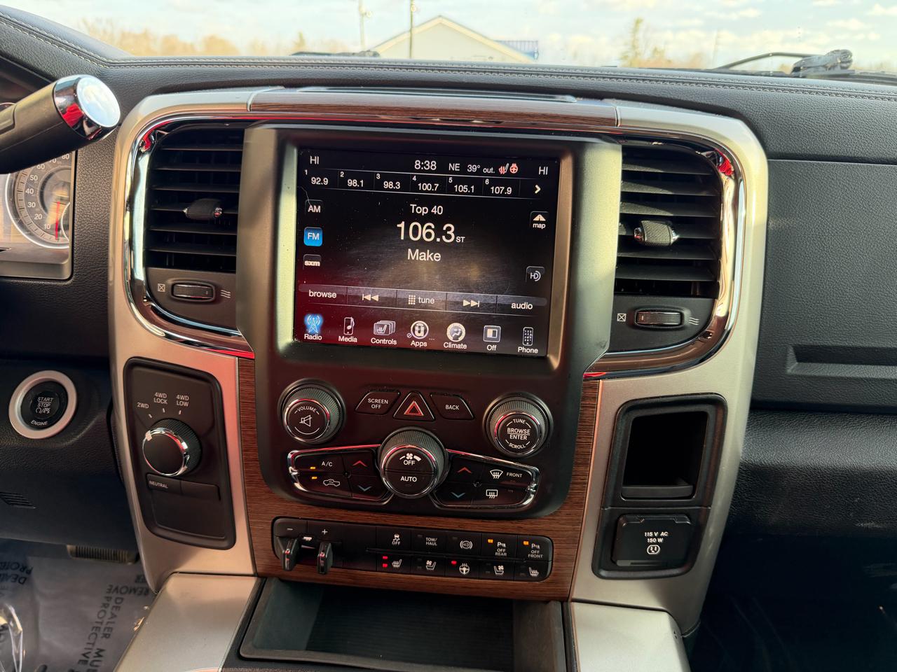 RAM 3500 4WD Crew Cab 169" Laramie 2016