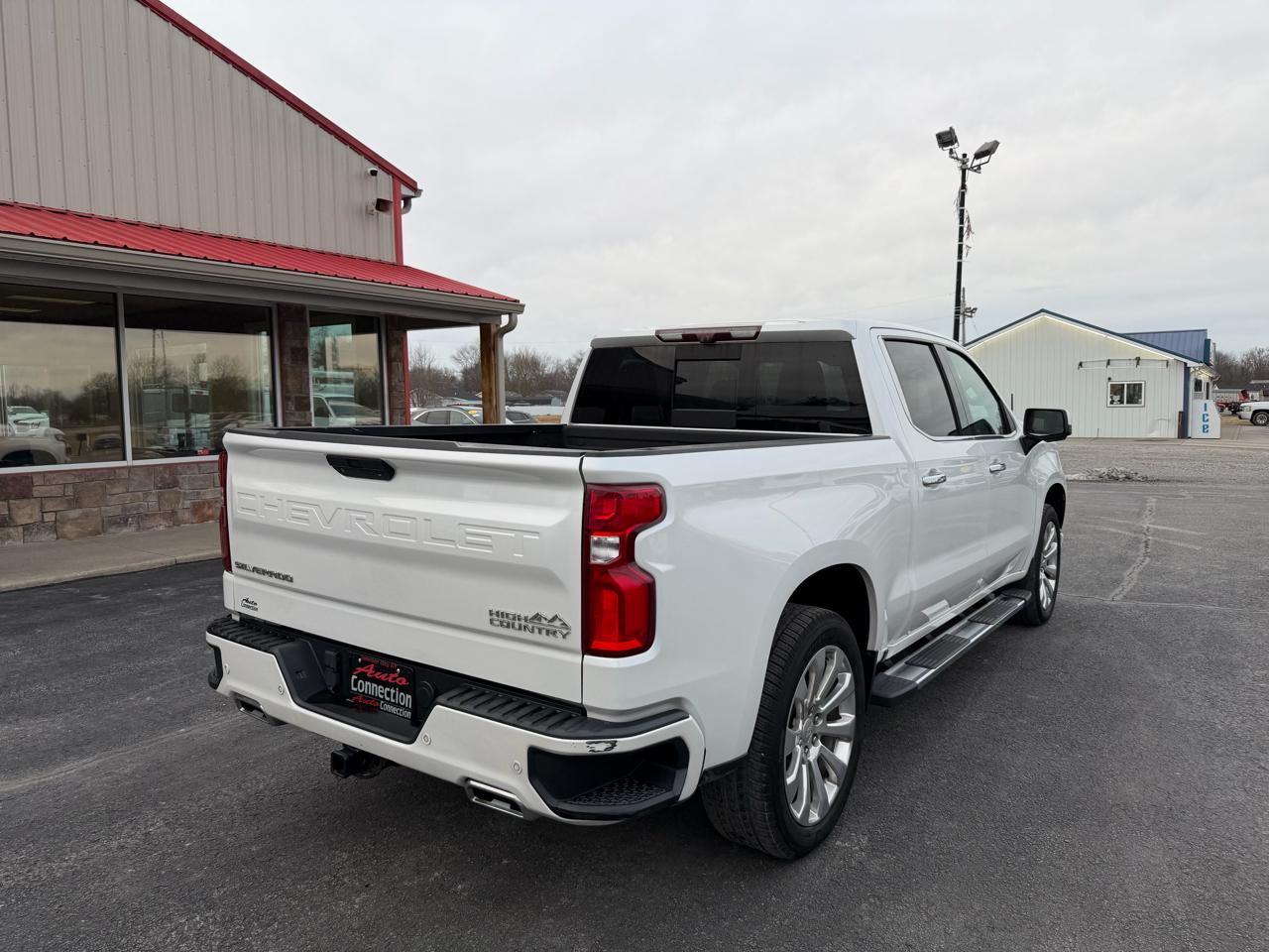 Chevrolet Silverado 1500 4WD Crew Cab 147" High Country 2020