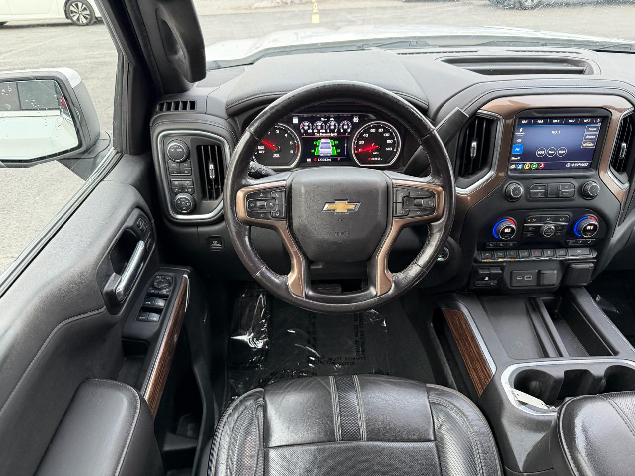 Chevrolet Silverado 1500 4WD Crew Cab 147" High Country 2020