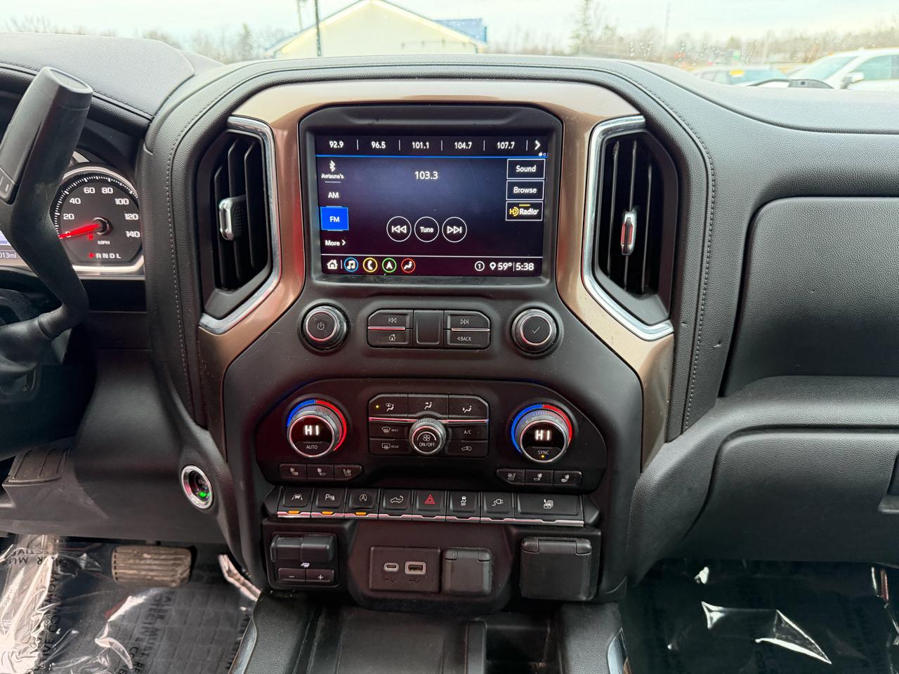 Chevrolet Silverado 1500 4WD Crew Cab 147" High Country 2020