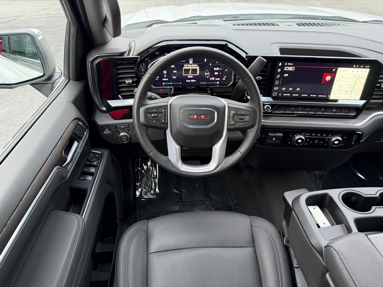 GMC Sierra 1500 4WD Crew Cab 147" SLT 2026