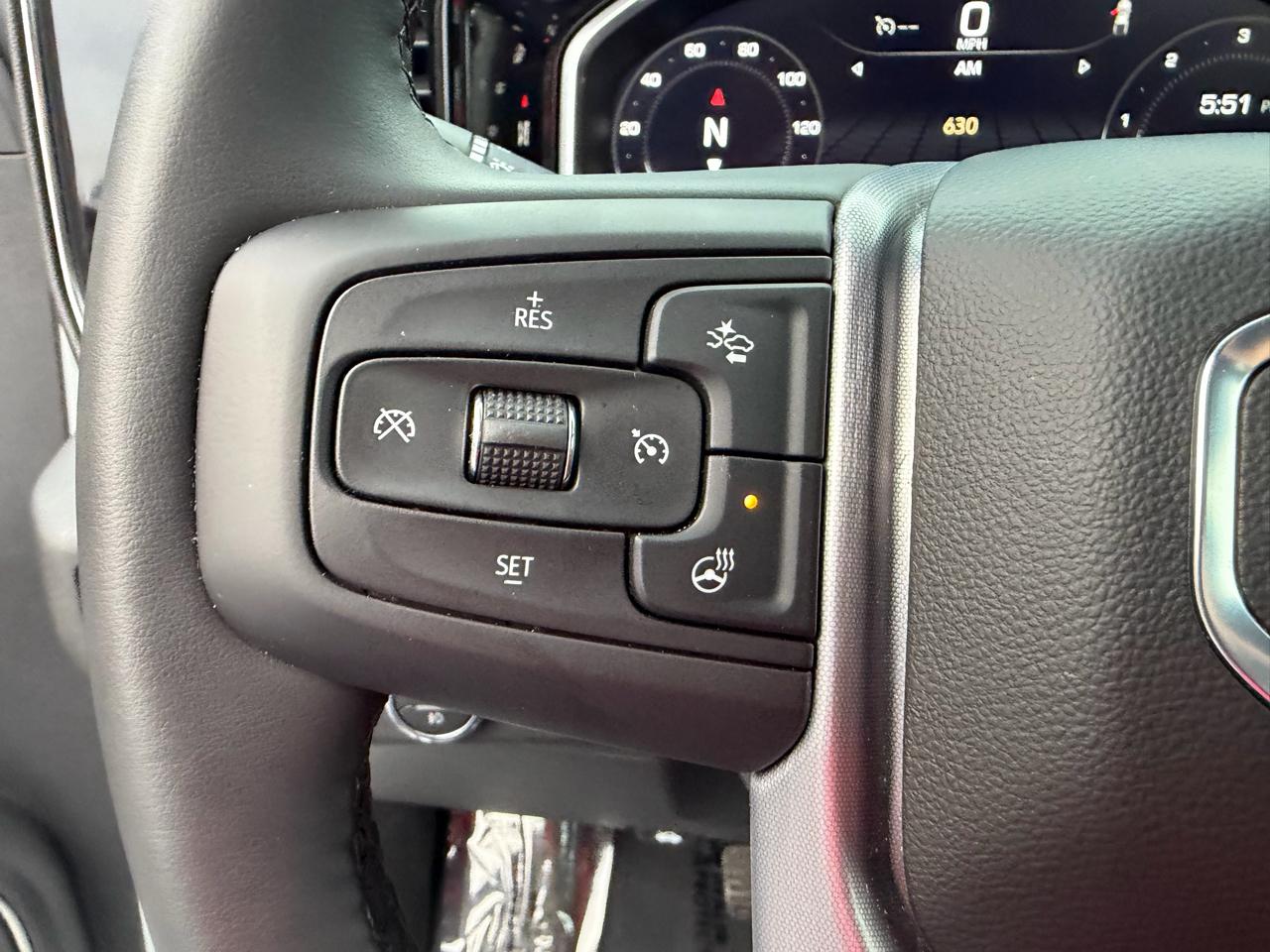 GMC Sierra 1500 4WD Crew Cab 147" SLT 2026