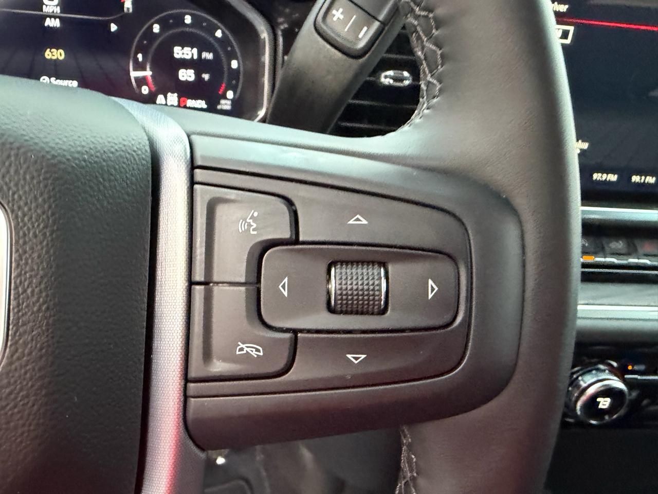 GMC Sierra 1500 4WD Crew Cab 147" SLT 2026