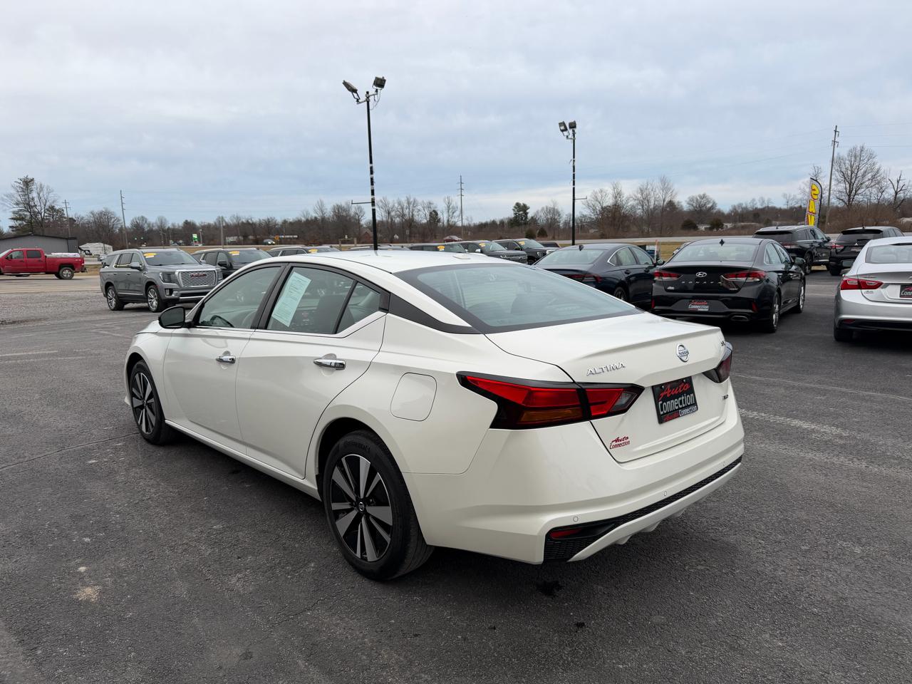 Nissan Altima 2.5 SV AWD Sedan 2022