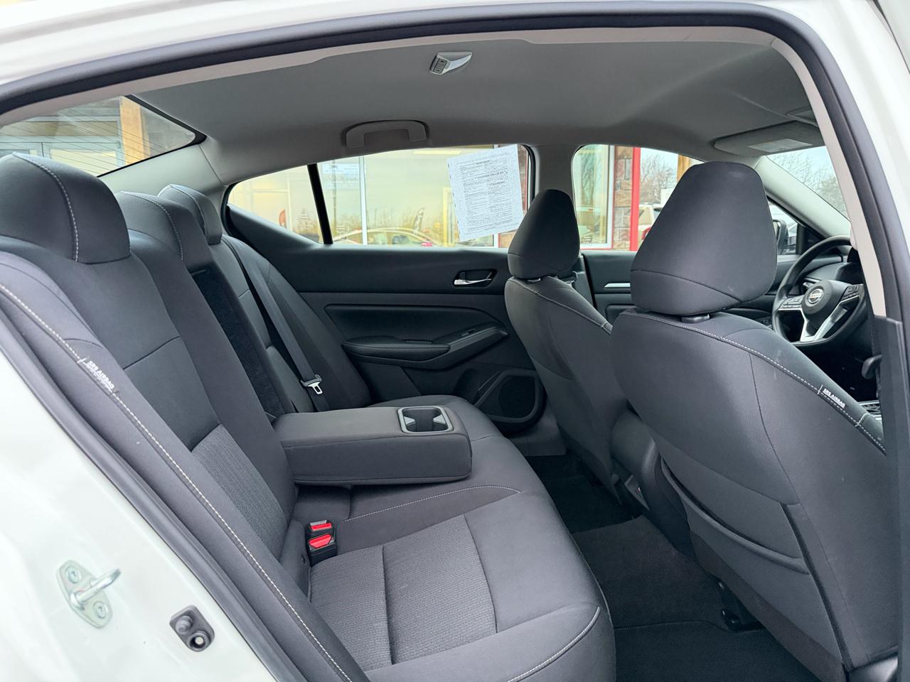 Nissan Altima 2.5 SV AWD Sedan 2022