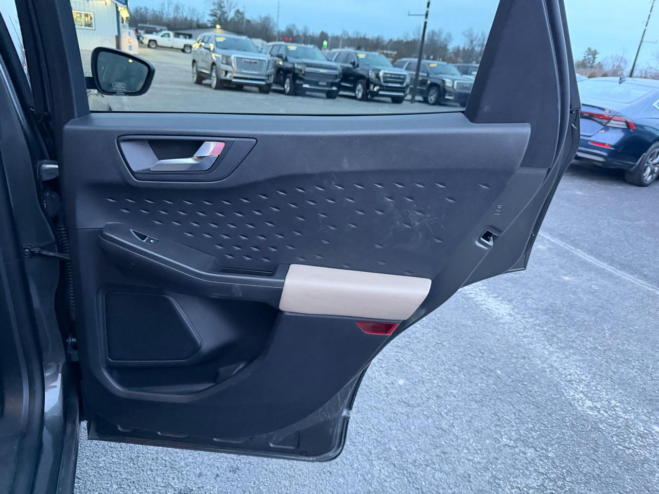 Ford Escape SEL FWD 2020