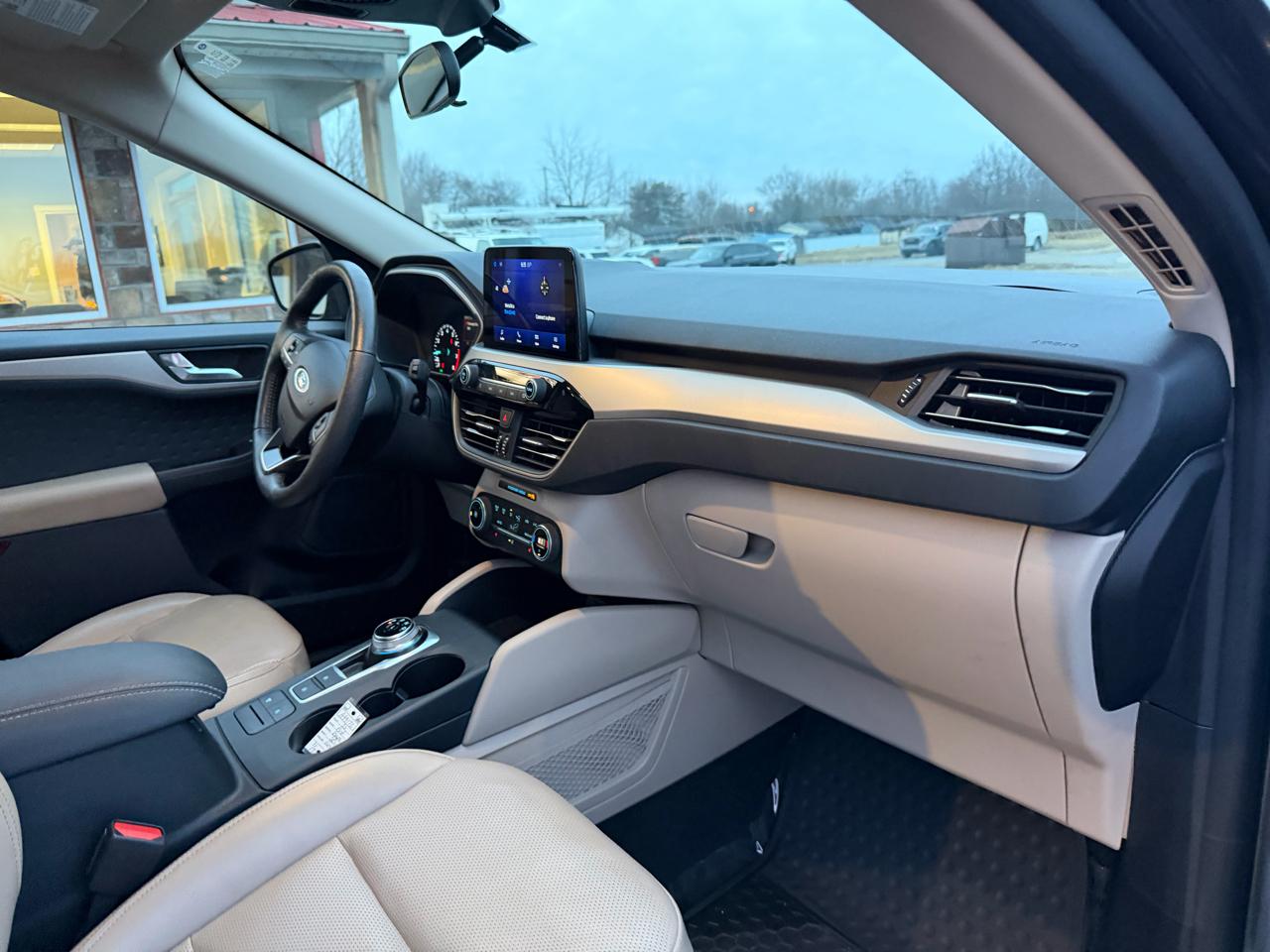 Ford Escape SEL FWD 2020