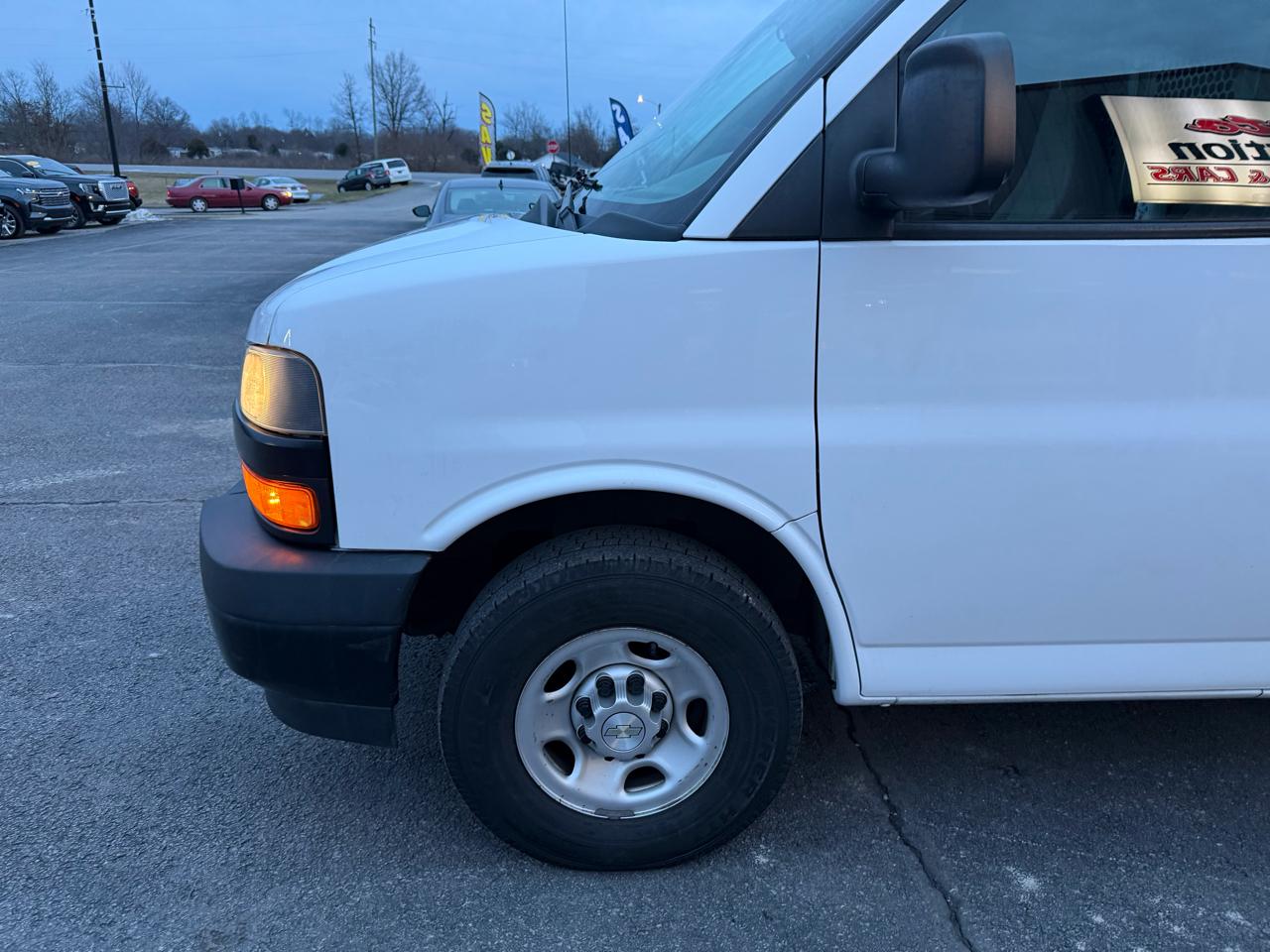 Chevrolet Express Cargo Van RWD 2500 135" 2021