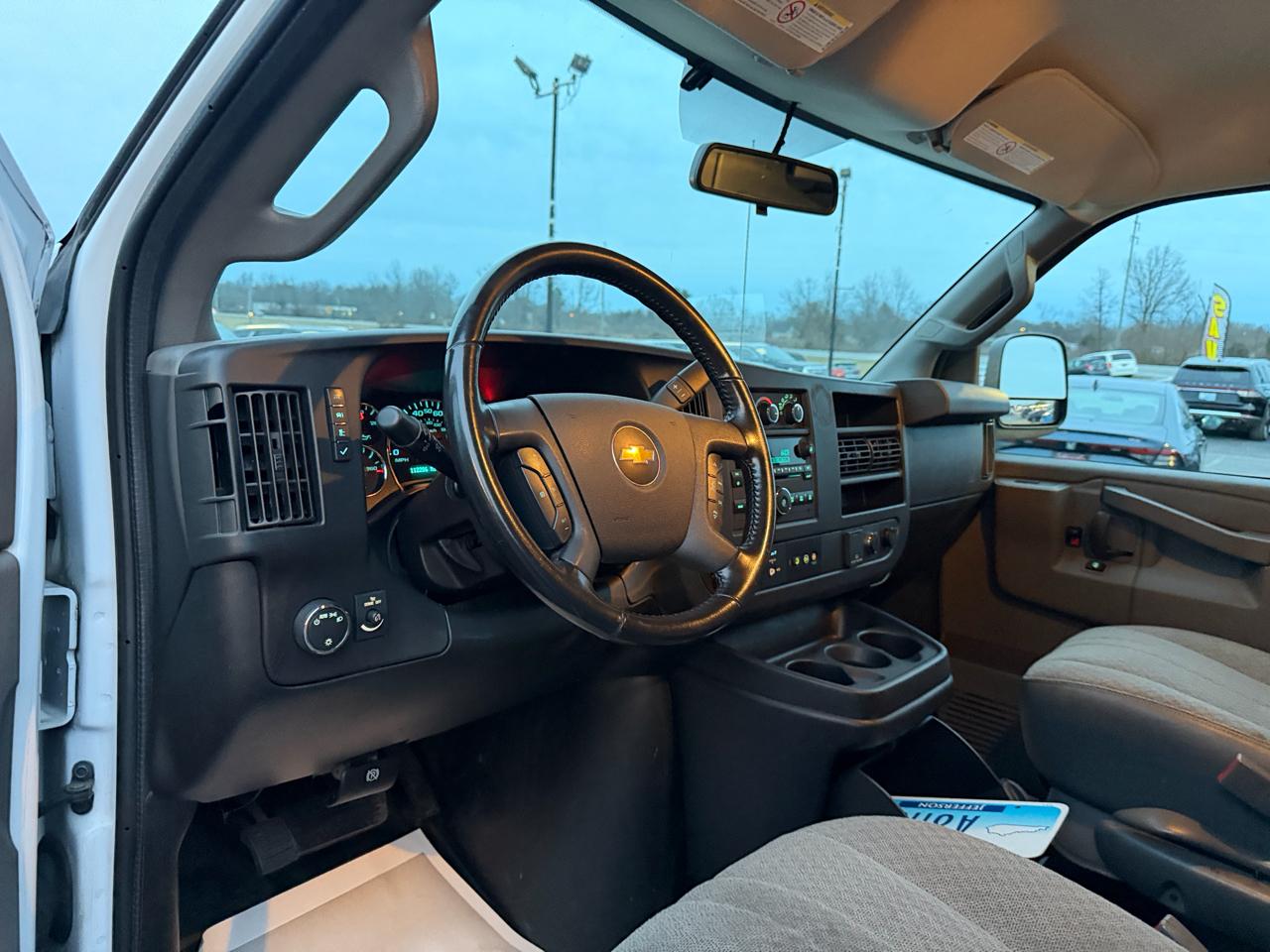 Chevrolet Express Cargo Van RWD 2500 135" 2021