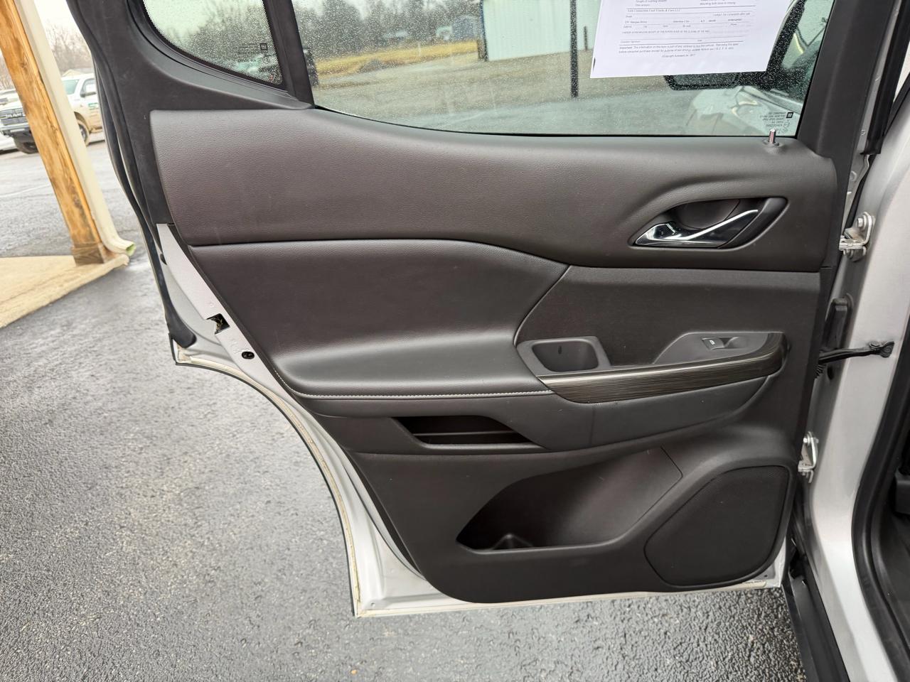 GMC Acadia FWD 4dr SLT 2020