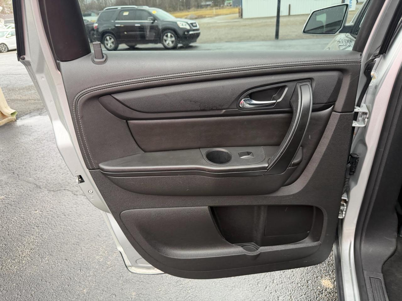 Chevrolet Traverse FWD 4dr LT w/1LT 2017