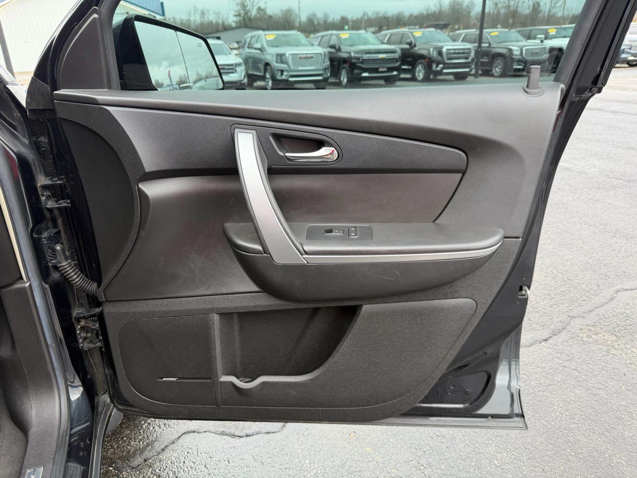 GMC Acadia AWD 4dr SLT2 2009