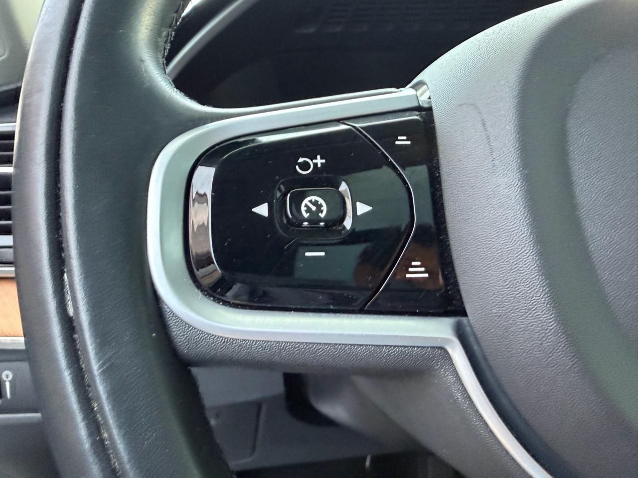 Volvo XC90 T6 AWD Inscription 6 Passenger 2020