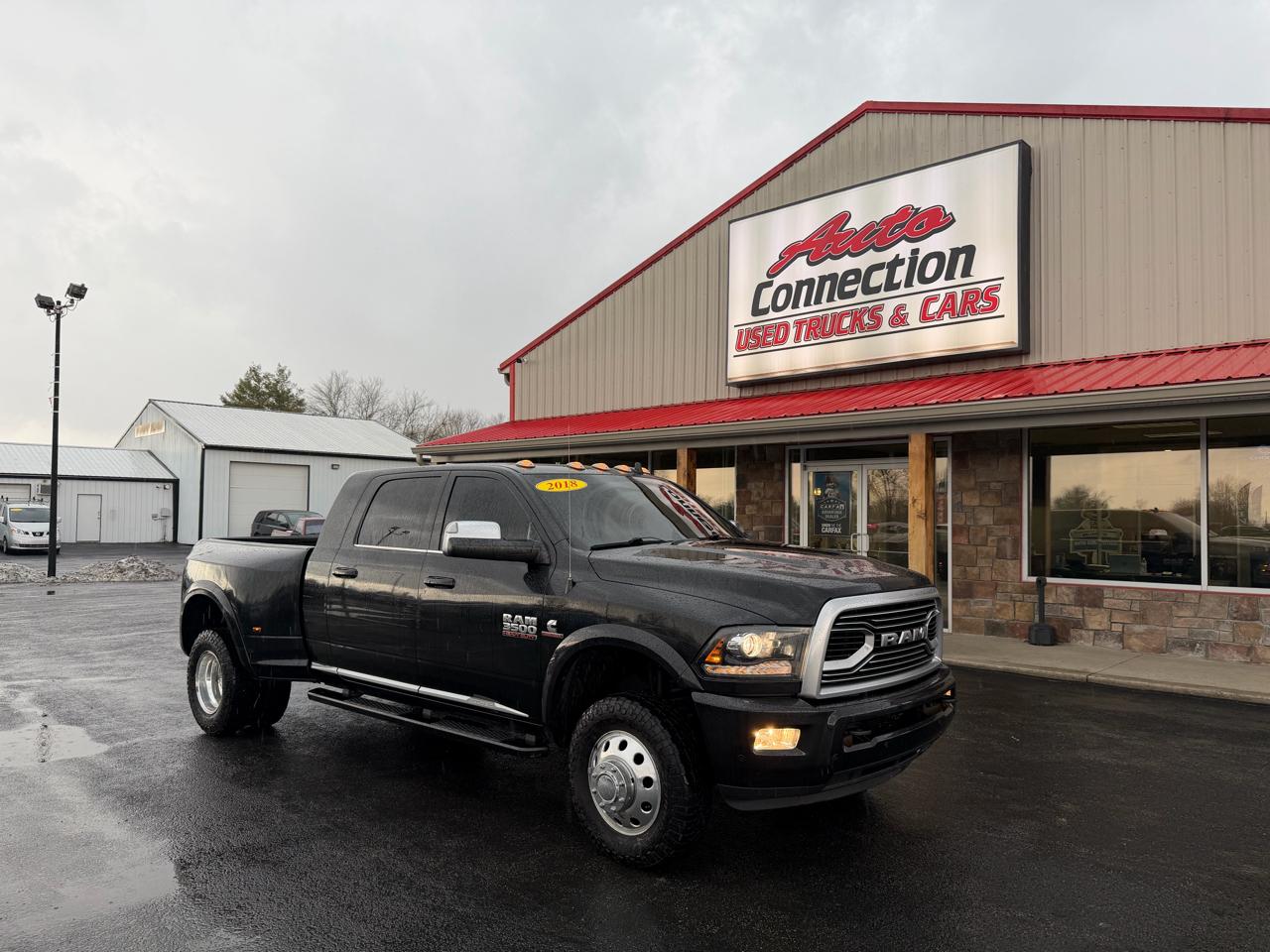RAM 3500 Limited 4x4 Mega Cab 6'4" Box 2018