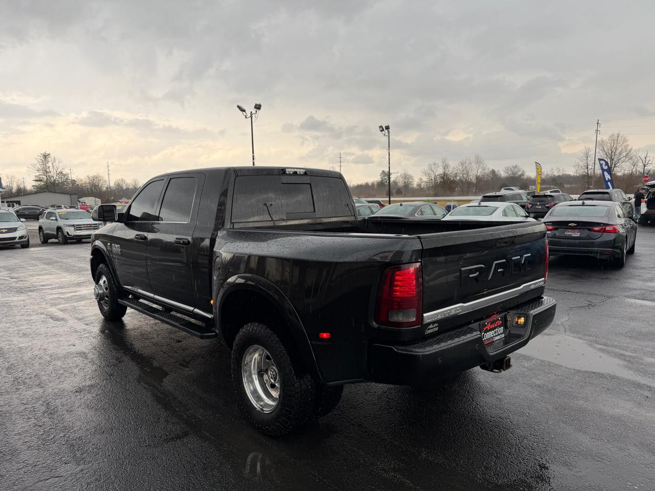 RAM 3500 Limited 4x4 Mega Cab 6'4" Box 2018