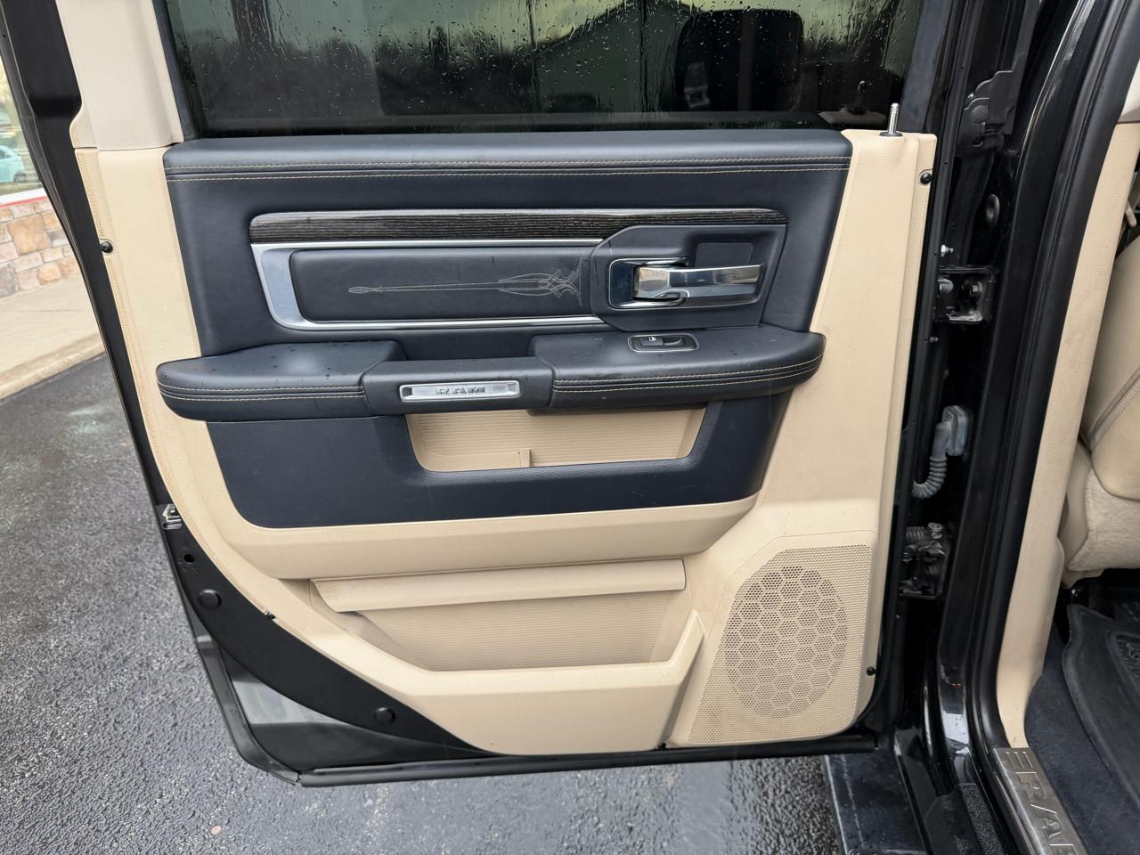 RAM 3500 Limited 4x4 Mega Cab 6'4" Box 2018