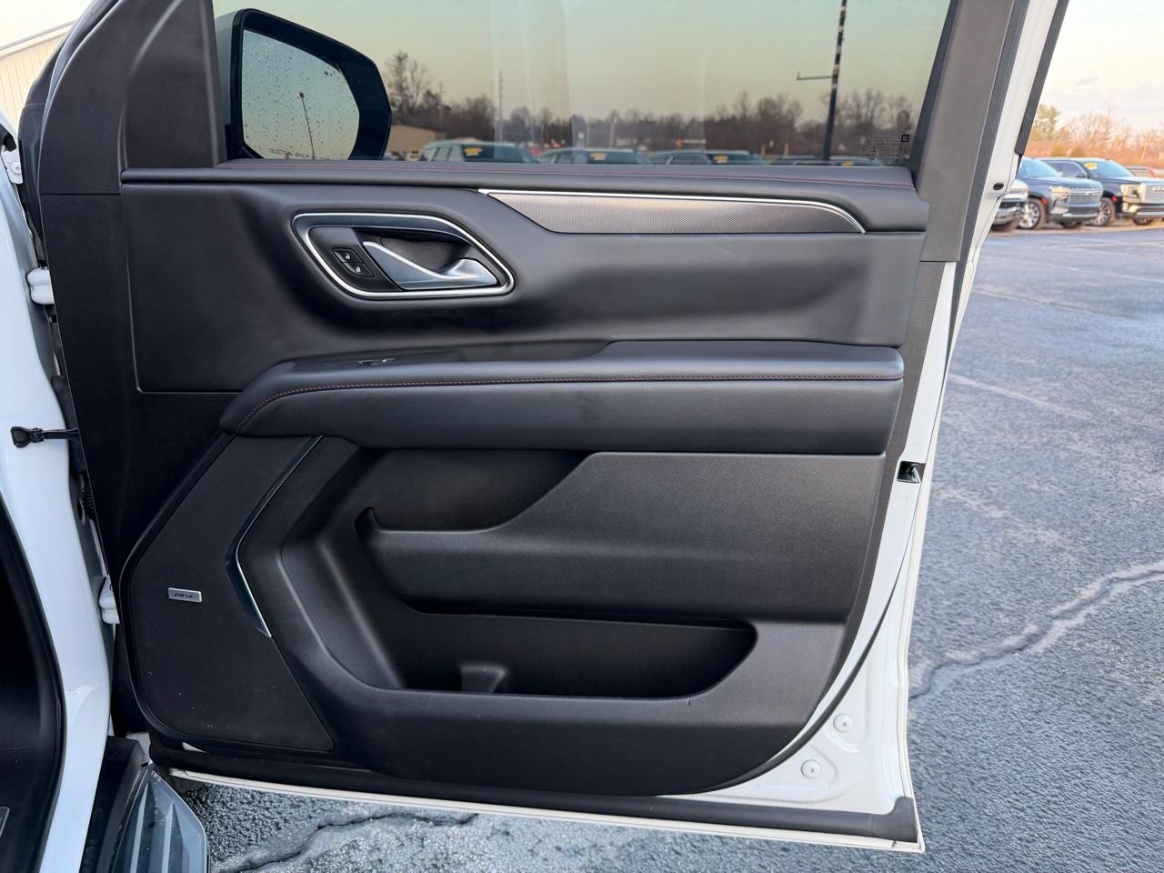 Chevrolet Tahoe 4WD 4dr RST 2022