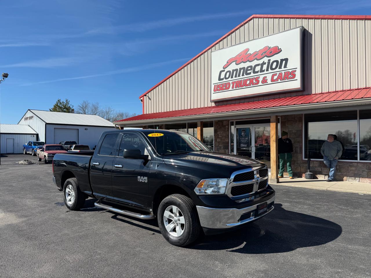 RAM 1500 4WD Quad Cab 140.5" SLT 2013